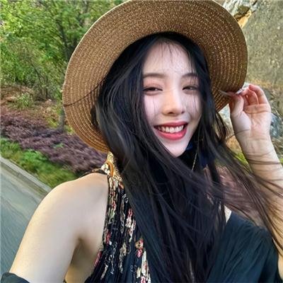 与鲨鱼游弋